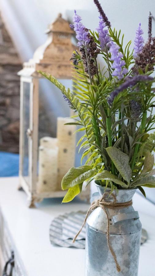 Charming Blue Farmhouse Cabin Duck Creek Village Екстер'єр фото